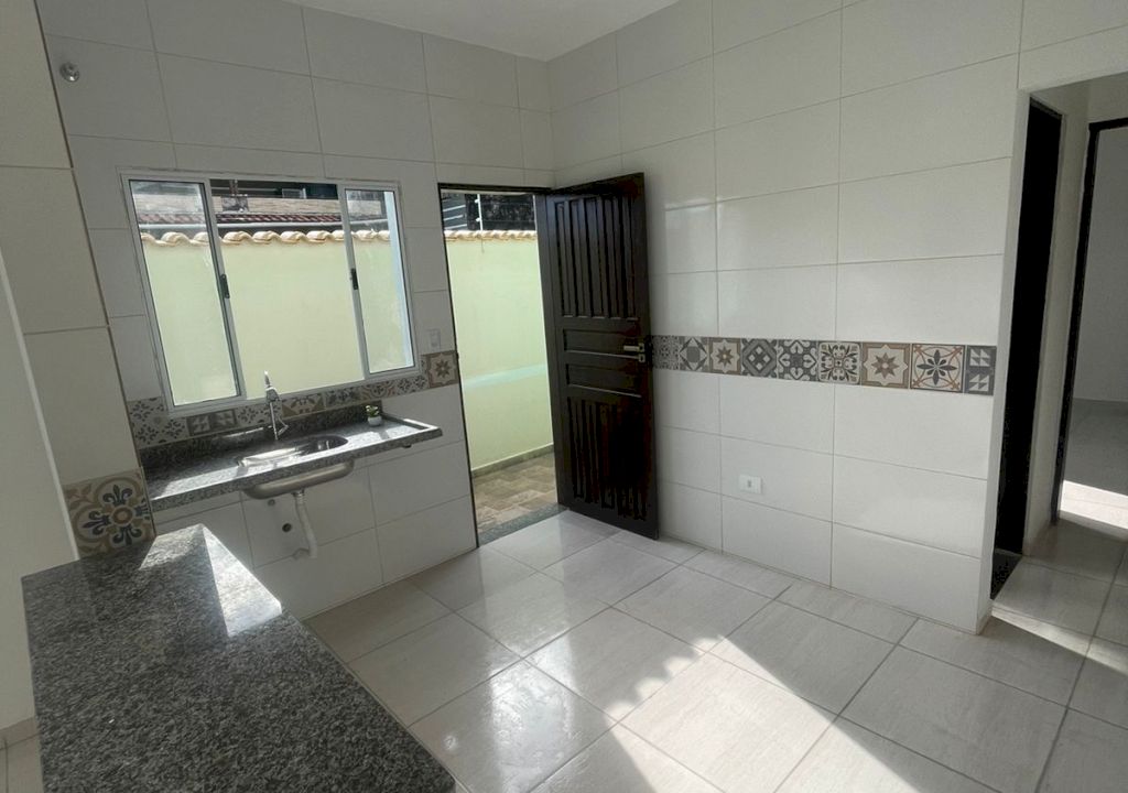 Imagem imóvel Casa Nova com piscina e 58m2 em Itanhaém/SP