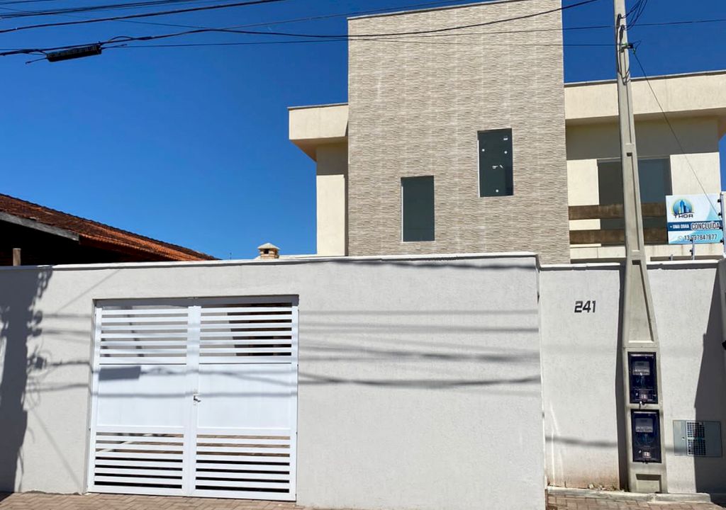 Imagem imóvel BELÍSSIMA CASA SOBREPOSTA COM PISCINA E A 250 MTS DA PRAIA