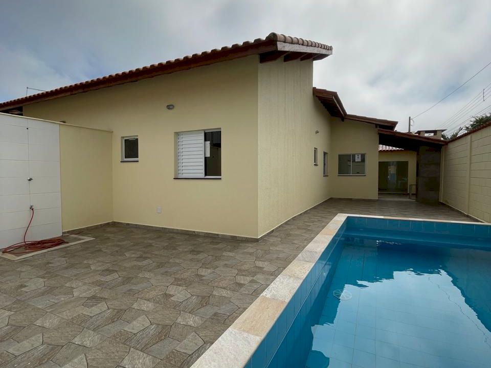 Imagem imóvel Casa À Venda em Itanhaém com 3 Dormitórios