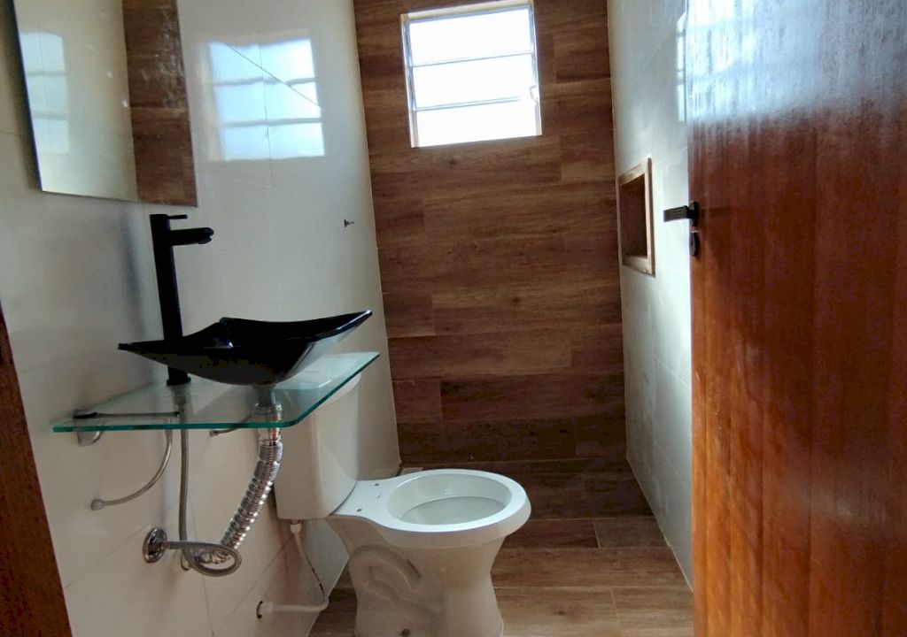 Imagem imóvel Casa À Venda em Itanhaém com 2 Dormitórios com piscina