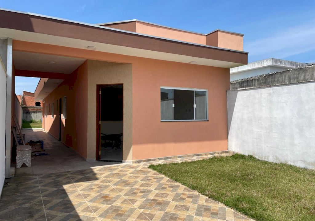 Imagem imóvel Casa À Venda em Itanhaém com 2 Dormitórios  sendo 01 suite